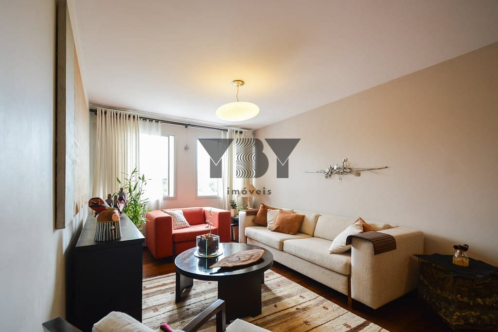 Apartamento à venda com 3 quartos, 136m² - Foto 1
