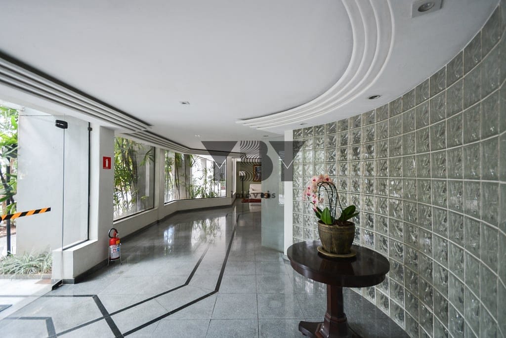 Apartamento à venda com 3 quartos, 136m² - Foto 7