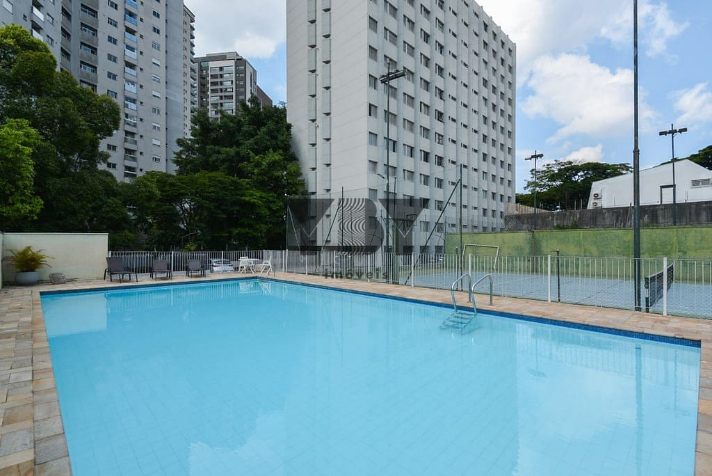 Apartamento à venda com 3 quartos, 136m² - Foto 21