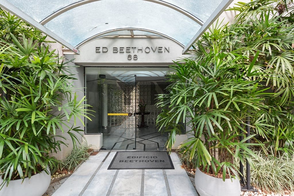 Apartamento à venda com 3 quartos, 136m² - Foto 31