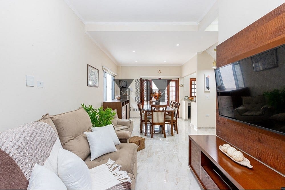 Casa à venda com 4 quartos, 200m² - Foto 39