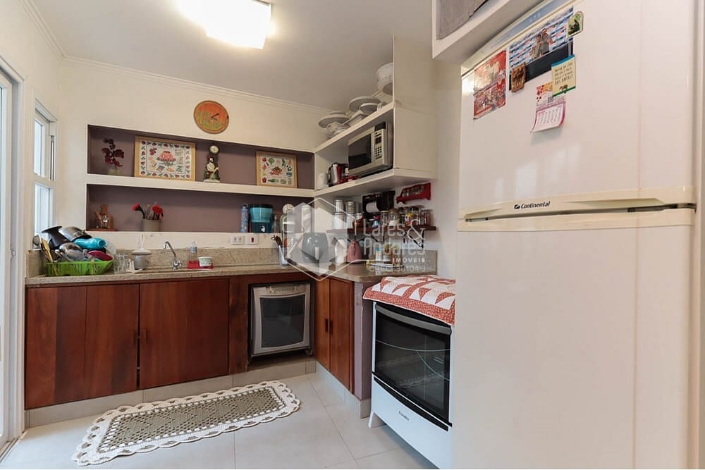 Casa, 4 quartos, 240 m² - Foto 32