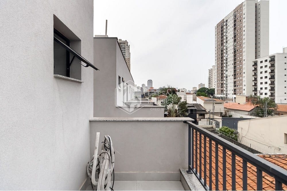 Casa à venda com 3 quartos, 110m² - Foto 2
