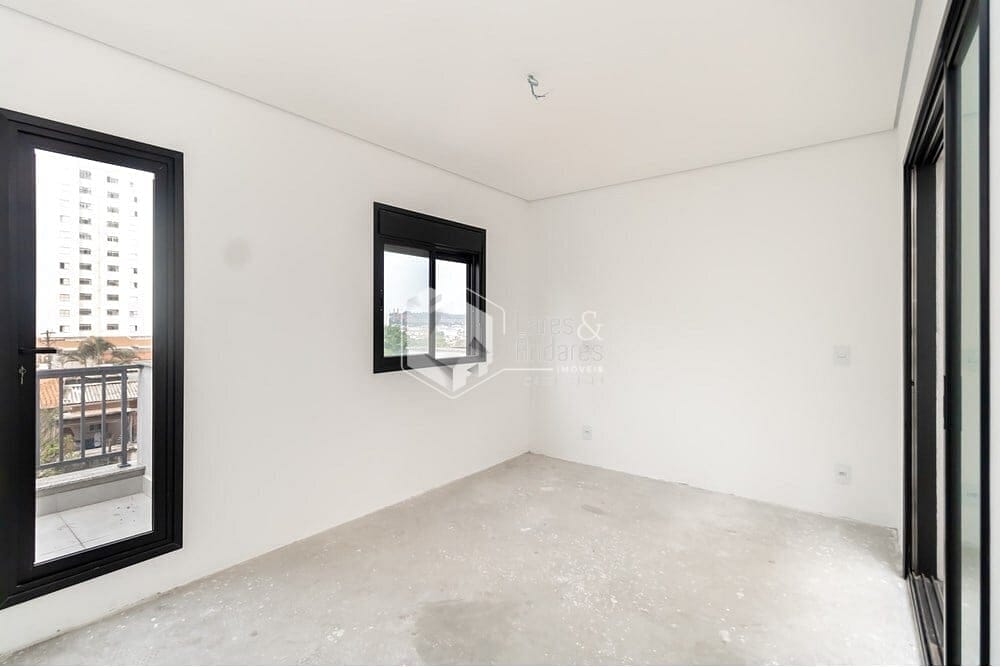 Casa à venda com 3 quartos, 110m² - Foto 4
