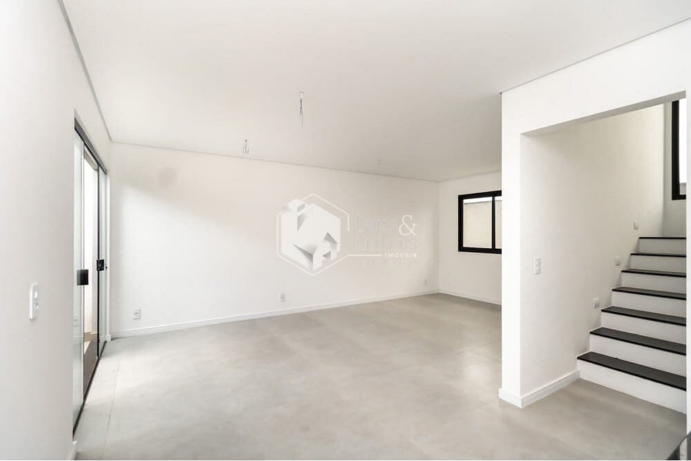 Casa à venda com 3 quartos, 110m² - Foto 26