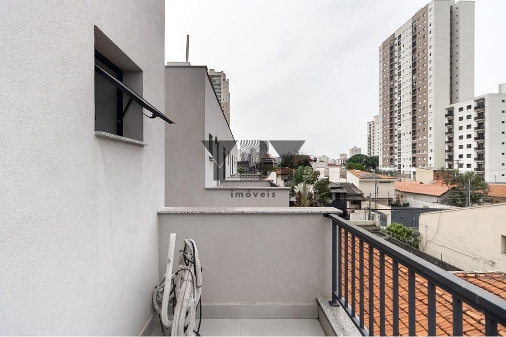 Casa à venda com 3 quartos, 110m² - Foto 2