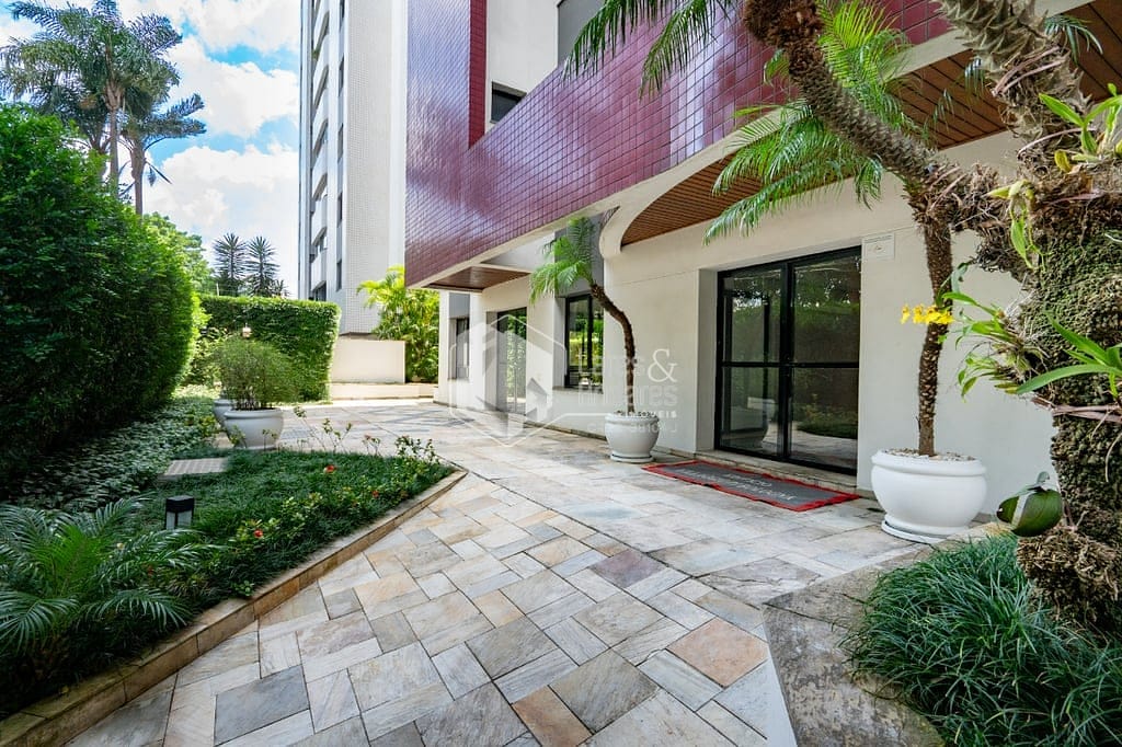 Apartamento à venda com 2 quartos, 95m² - Foto 2