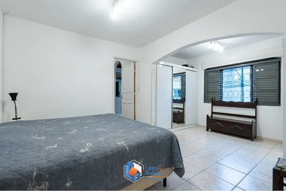 Casa, 3 quartos, 240 m² - Foto 2