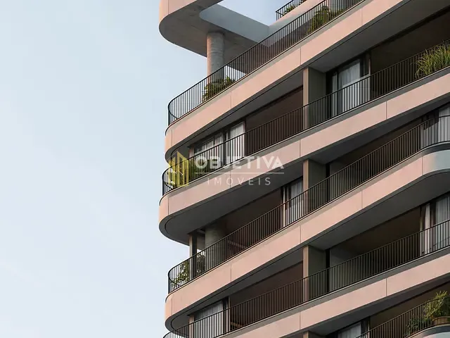 Apartamento 3 quartos e 3 banheiros, à venda, no bairro Moinhos de Vento em Porto Alegre