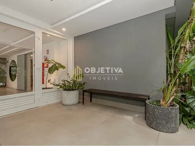 Apartamento 3 quartos e 3 banheiros, à venda, no bairro Petrópolis em Porto Alegre