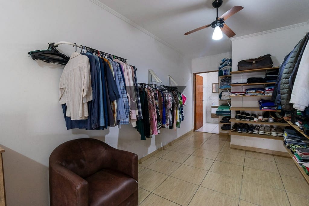 Casa à venda com 4 quartos, 111m² - Foto 23