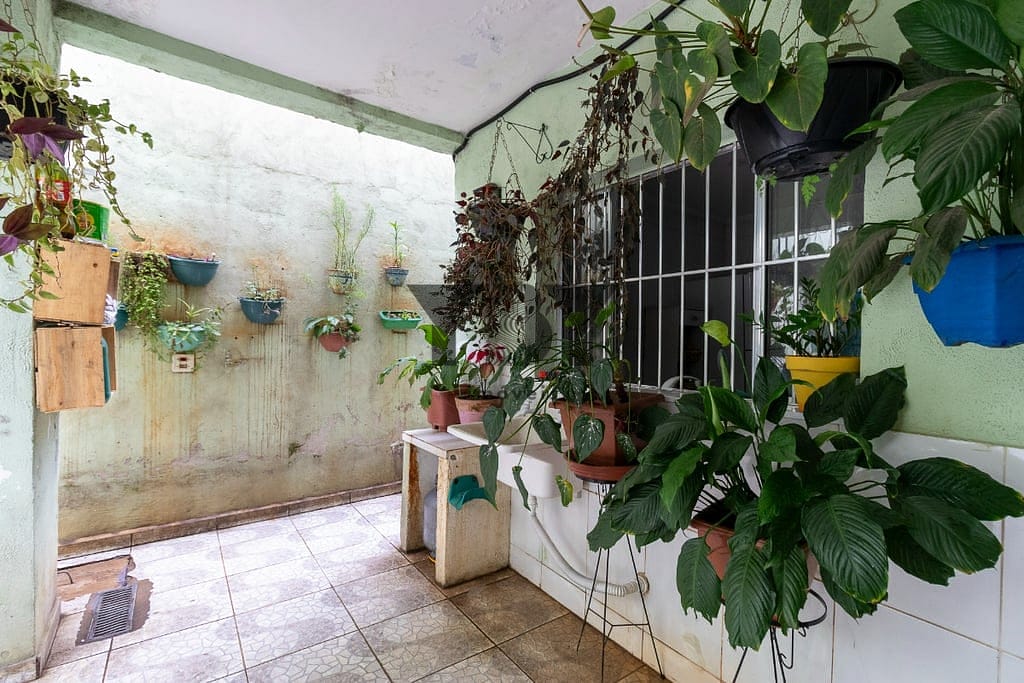 Casa à venda com 4 quartos, 111m² - Foto 4