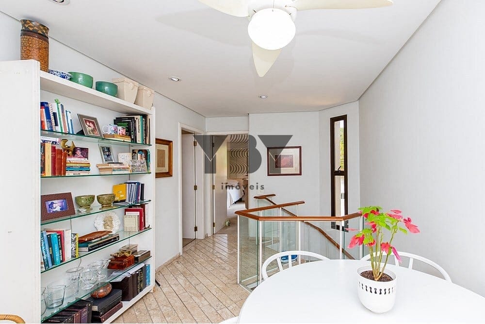 Apartamento à venda com 2 quartos, 157m² - Foto 3