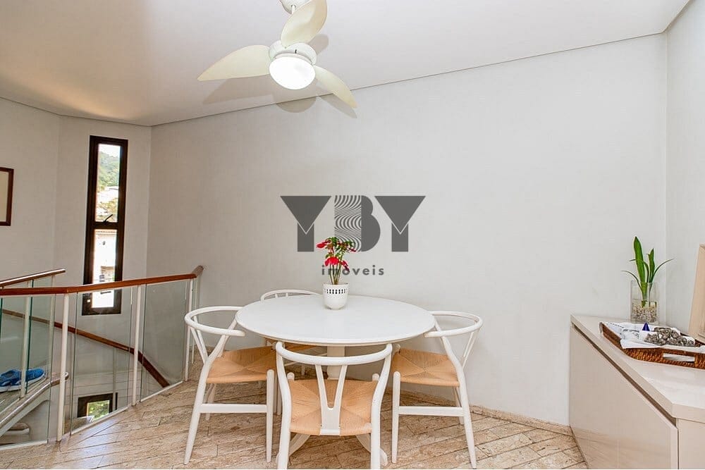 Apartamento à venda com 2 quartos, 157m² - Foto 4