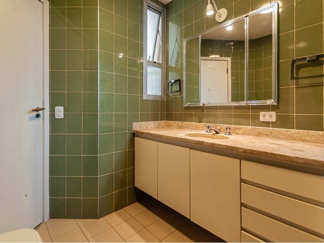 Foto do Apartamento - Apartamento à venda 3 Quartos 1 Suite 1 Vaga 150M² Brooklin Paulista São Paulo - SP | Lares e Andares Imóveis