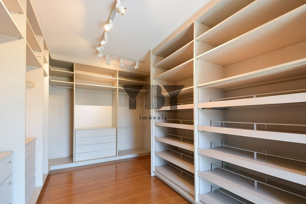 Cobertura à venda com 3 quartos, 285m² - Foto 2