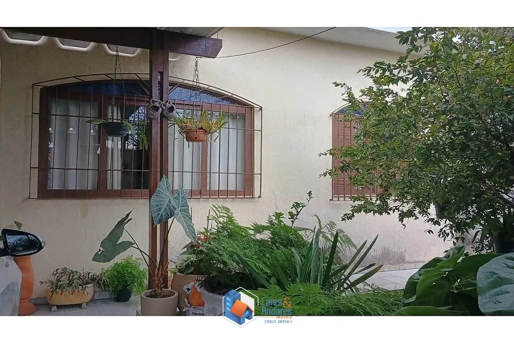 Casa, 3 quartos, 166 m² - Foto 1