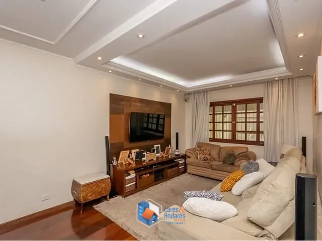 Casa 3 quartos e 5 banheiros, à venda, no bairro Vila Marari em São Paulo