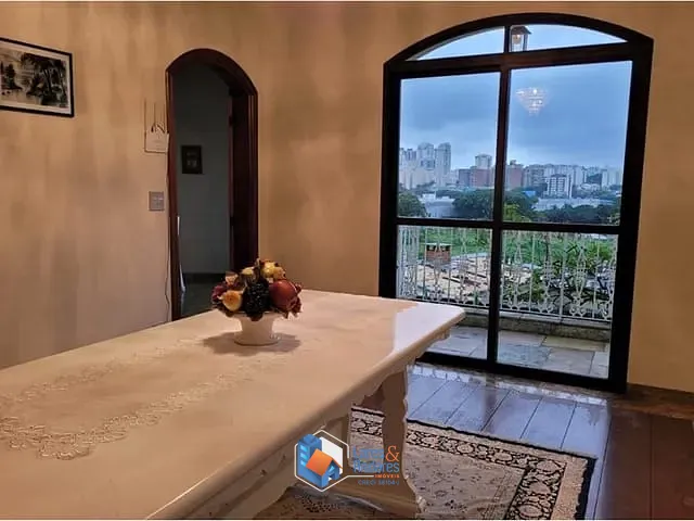 Casa 5 quartos e 6 banheiros, à venda, no bairro Butantã em São Paulo