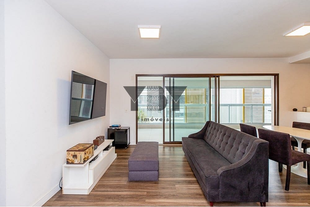 Apartamento à venda com 3 quartos, 137m² - Foto 31