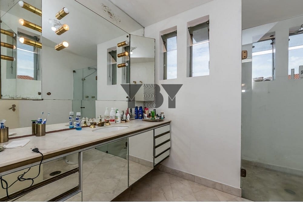 Casa à venda com 3 quartos, 379m² - Foto 32