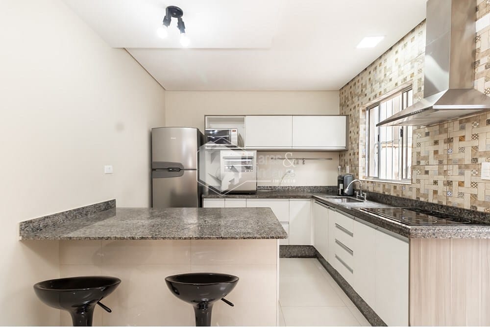 Casa à venda com 5 quartos, 265m² - Foto 35