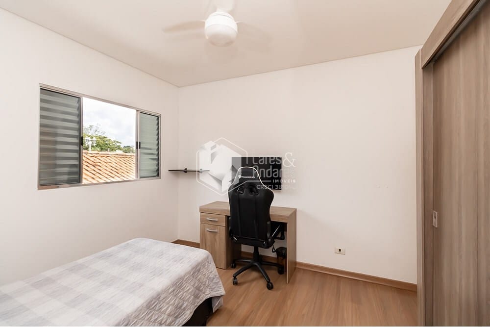 Casa à venda com 5 quartos, 265m² - Foto 47