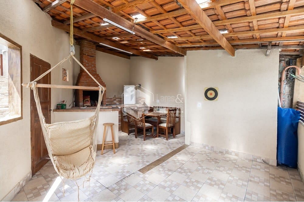Casa à venda com 5 quartos, 265m² - Foto 15