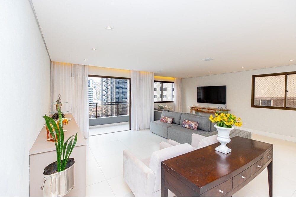 Apartamento à venda 4 Quartos 3 Suites 3 Vagas 197M² Itaim Bibi São Paulo - SP