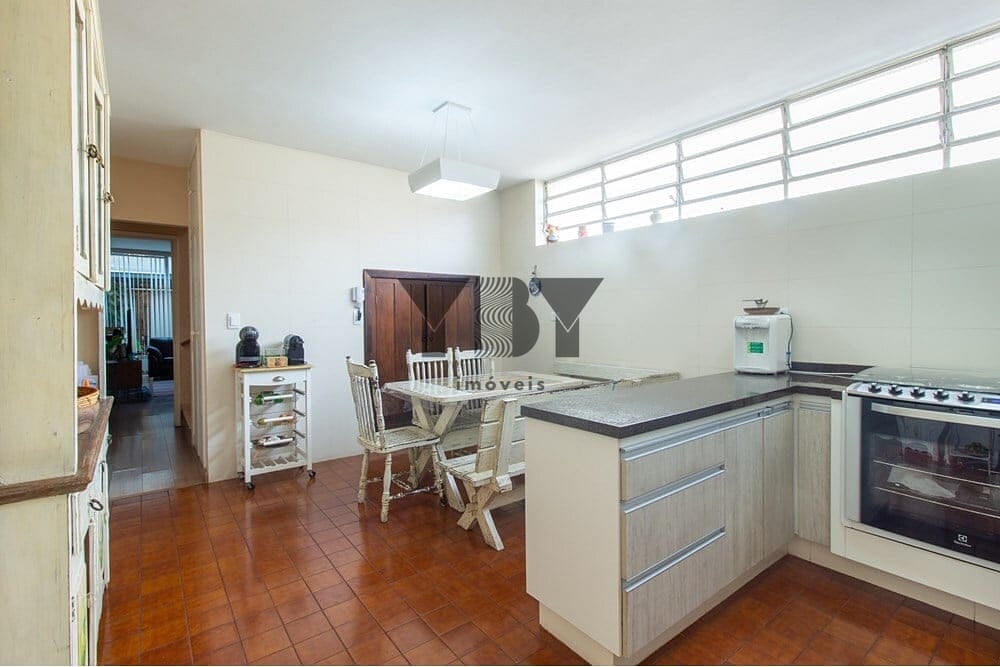 Casa à venda com 3 quartos, 189m² - Foto 7