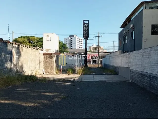 Terreno à venda, no bairro Jardim Sabará em Porto Alegre
