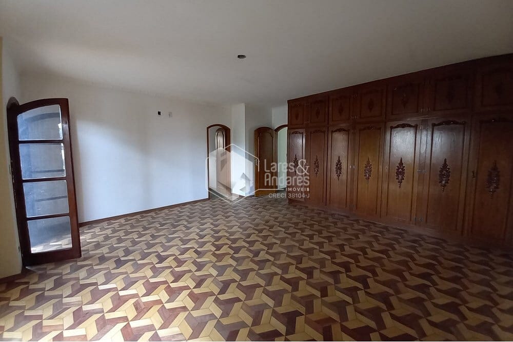 Casa à venda com 4 quartos, 377m² - Foto 28