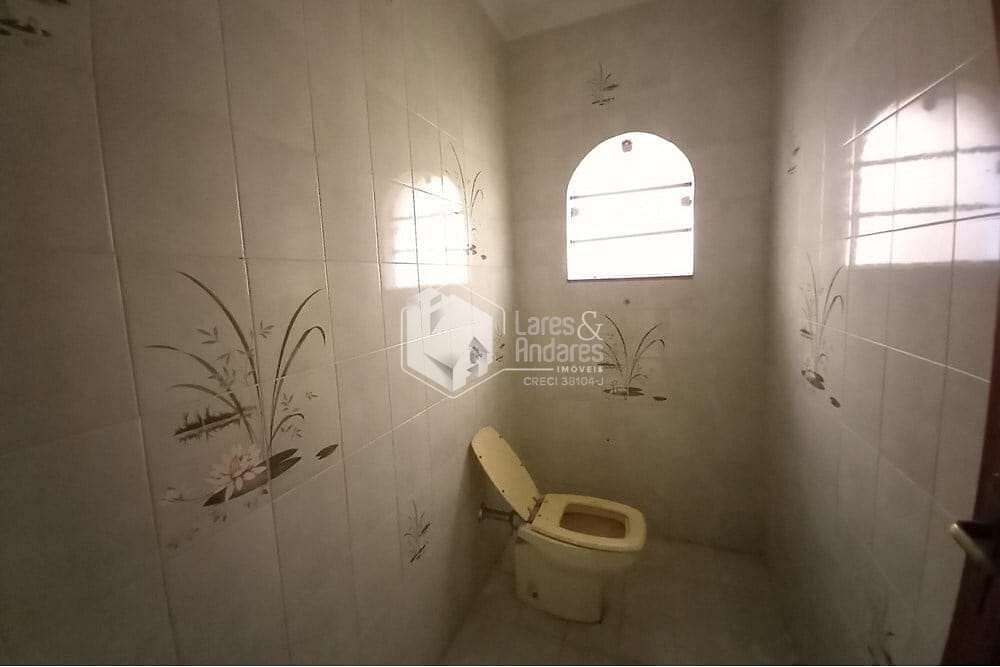 Casa à venda com 4 quartos, 377m² - Foto 6