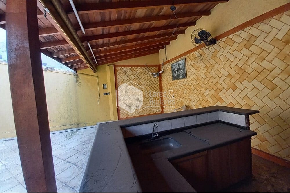 Casa à venda com 4 quartos, 377m² - Foto 14
