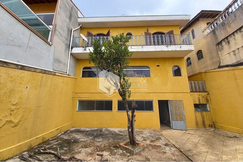Casa à venda com 4 quartos, 377m² - Foto 17