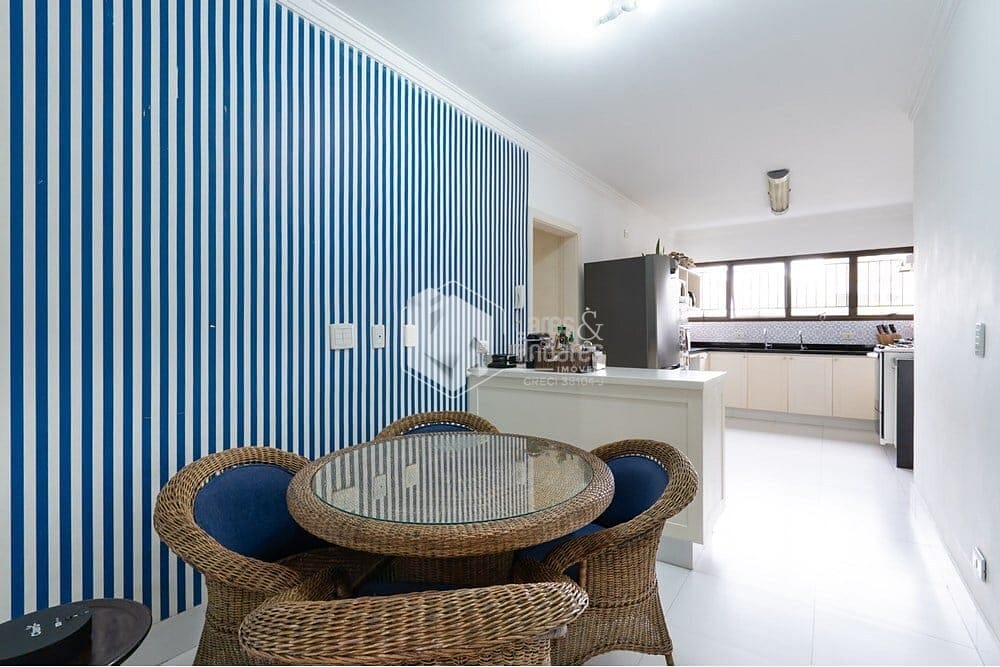 Apartamento, 4 quartos, 200 m² - Foto 1