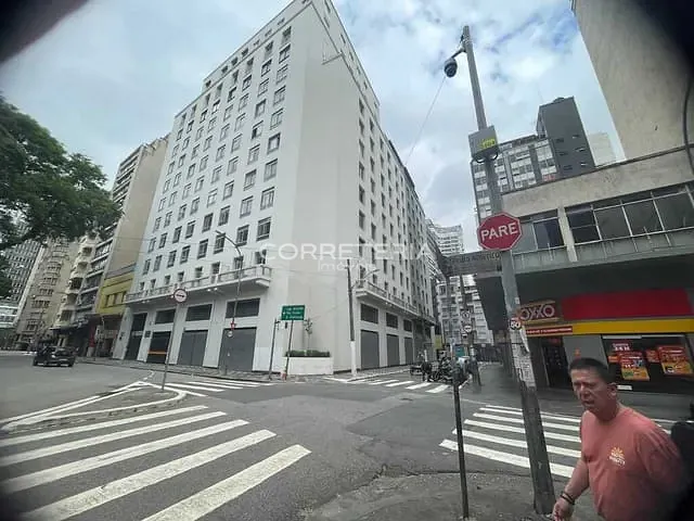 Apartamento 2 quartos e 1 banheiro, à venda, no bairro República em São Paulo
