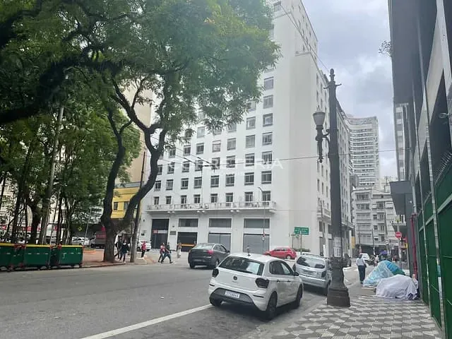 Apartamento 2 quartos e 1 banheiro, à venda, no bairro República em São Paulo