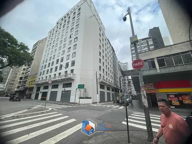 Apartamento 2 quartos e 1 banheiro, à venda, no bairro República em São Paulo
