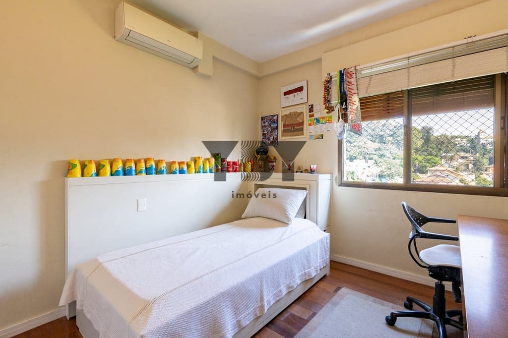 Apartamento à venda com 3 quartos, 232m² - Foto 5