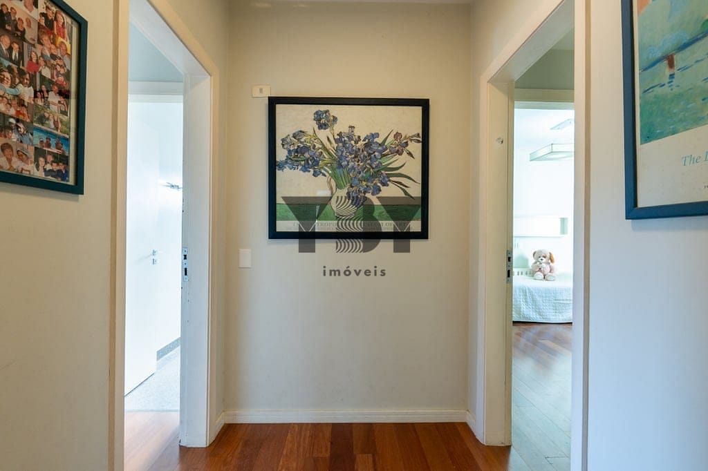 Apartamento à venda com 3 quartos, 232m² - Foto 8