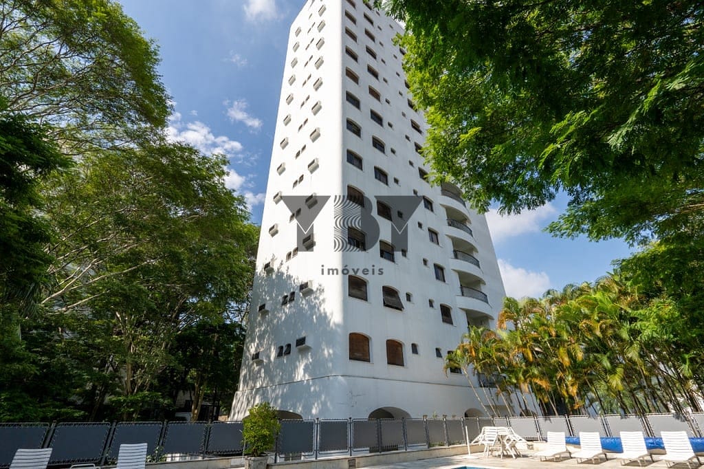 Apartamento à venda com 3 quartos, 232m² - Foto 19