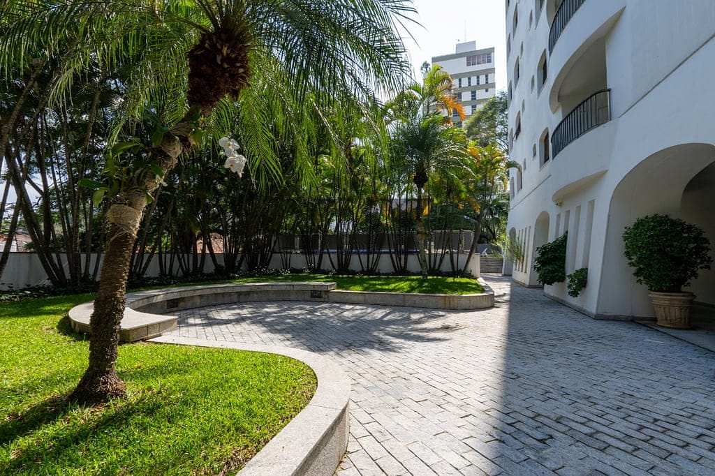 Apartamento à venda com 3 quartos, 232m² - Foto 22