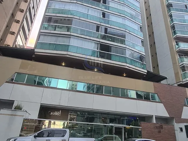Apartamento 2 quartos e 2 banheiros, à venda, no bairro Itapuã em Vila Velha