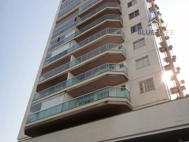 Apartamento 3 quartos e 2 banheiros, à venda, no bairro Praia da Costa em Vila Velha