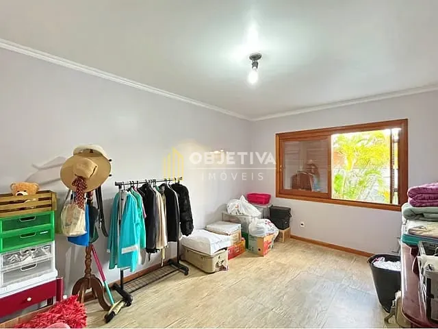 Casa 3 quartos e 3 banheiros, à venda, no bairro Espírito Santo em Porto Alegre