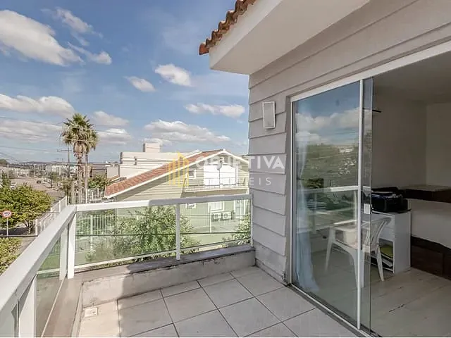 Casa 4 quartos e 4 banheiros, à venda, no bairro Lomba do Pinheiro em Porto Alegre