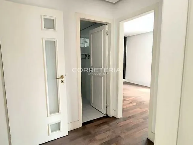 Apartamento 3 quartos e 3 banheiros, à venda, no bairro Itaim Bibi em São Paulo