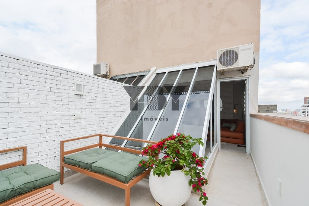 Cobertura à venda com 1 quarto, 58m² - Foto 1