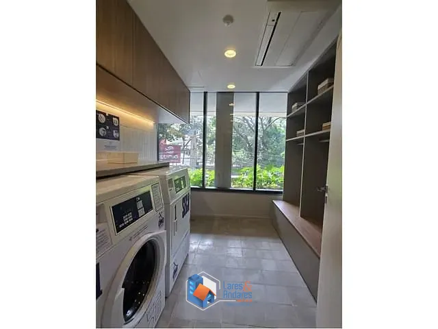 Apartamento 1 quarto e 1 banheiro, à venda, no bairro Pinheiros em São Paulo